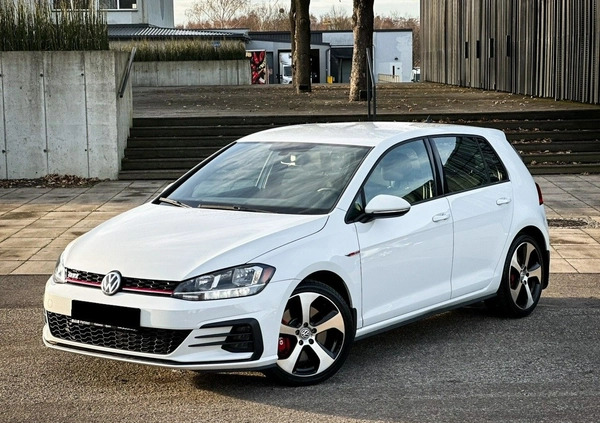 Volkswagen Golf cena 79800 przebieg: 44000, rok produkcji 2019 z Łęczyca małe 254